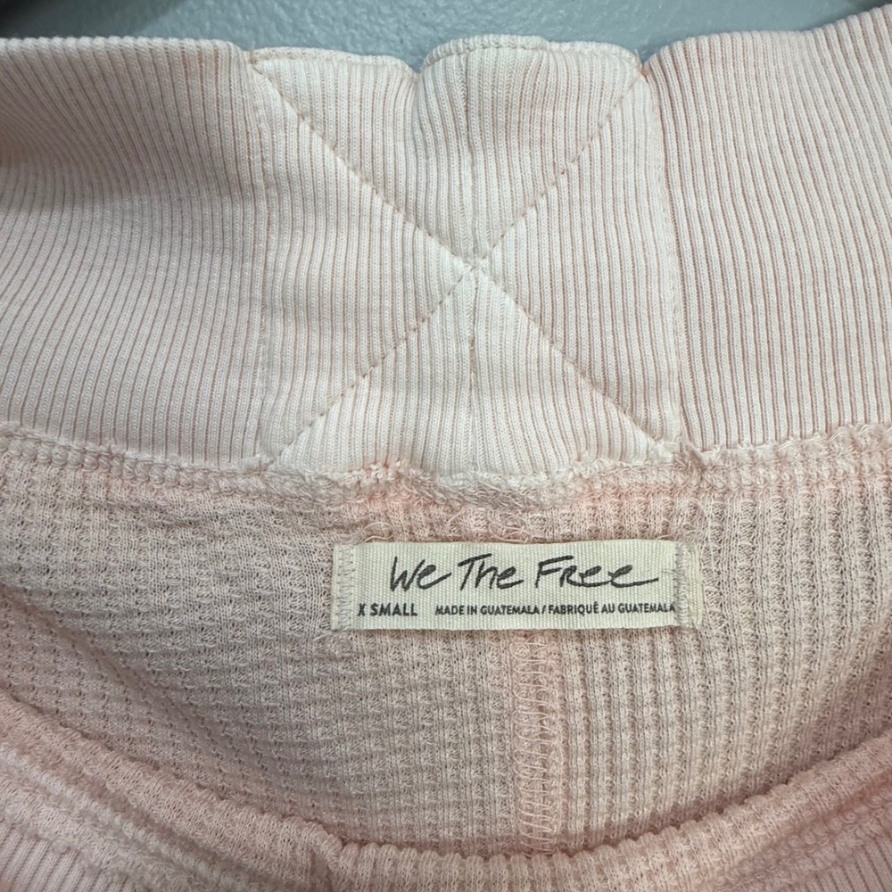 We The‎ Free Free People Pink Waffle Knit She's a keeper Cropped Thermal Top XS - Picture 4 of 7